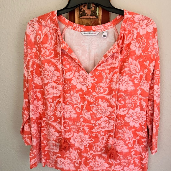 Awesome Isaac Mizrahi top with tassels. Size M - Picture 2 of 4
